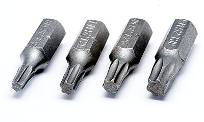 400px-torx-bits_t15-t20-t25-t30.jpg 400px-torx-bits_t15-t20-t25-t30.jpg